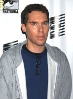 Bryan Singer es conocido por dirigir cintas como "The Usual Suspects", las dos primeras "X-Men", "Superman Returns" y "Operación Valquiria"  entre otras